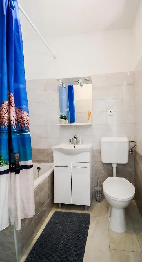Apartment Guest House Leo Zadar 0*,