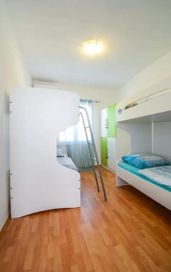 Apartment Guest House Leo Zadar 0*,  Chorvatsko
